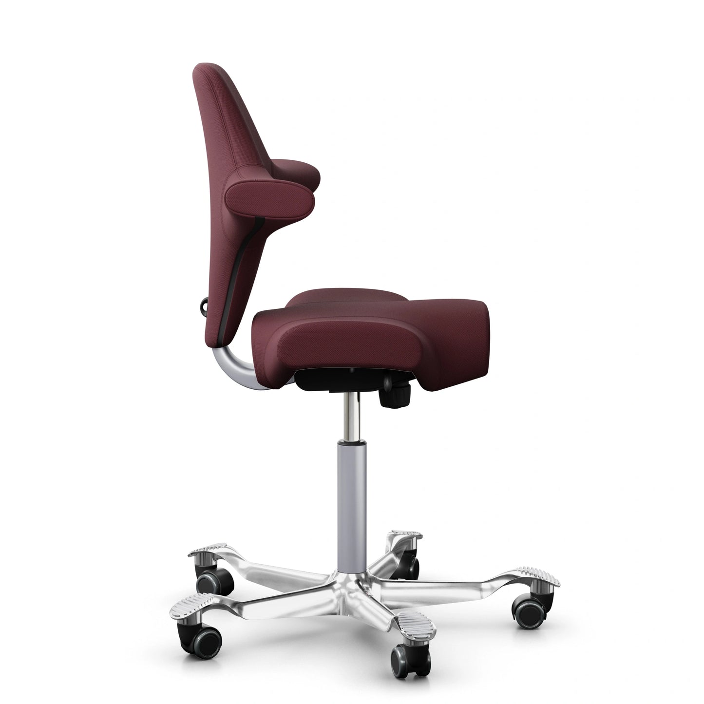 HÅG Capisco 8106 - STT682 Chestnut / Silver / Polished Alu Footbase / 200 mm / Universal Wheels (Showroom Model)