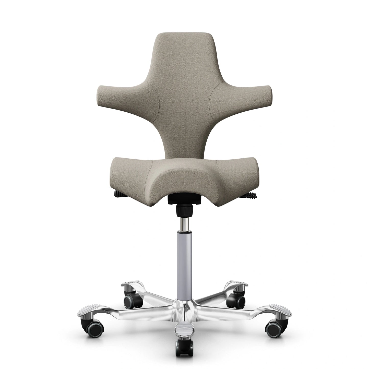 HÅG Capisco 8106 - CPT5103 Light-beige / Silver / Polished Alu Footbase / 200 mm / Universal Wheels (Showroom Model)