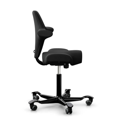 HÅG Capisco 8106 - SC60999 / Negro / 265 mm / Ruedas para suelos duros (modelo de exposición)