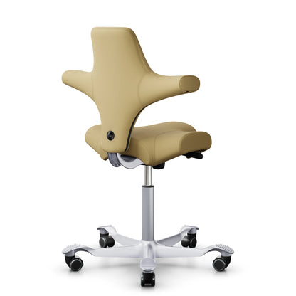 HÅG Capisco 8106 - SC62097 Light Ochre / Silver / 200 mm / Universal Wheels
