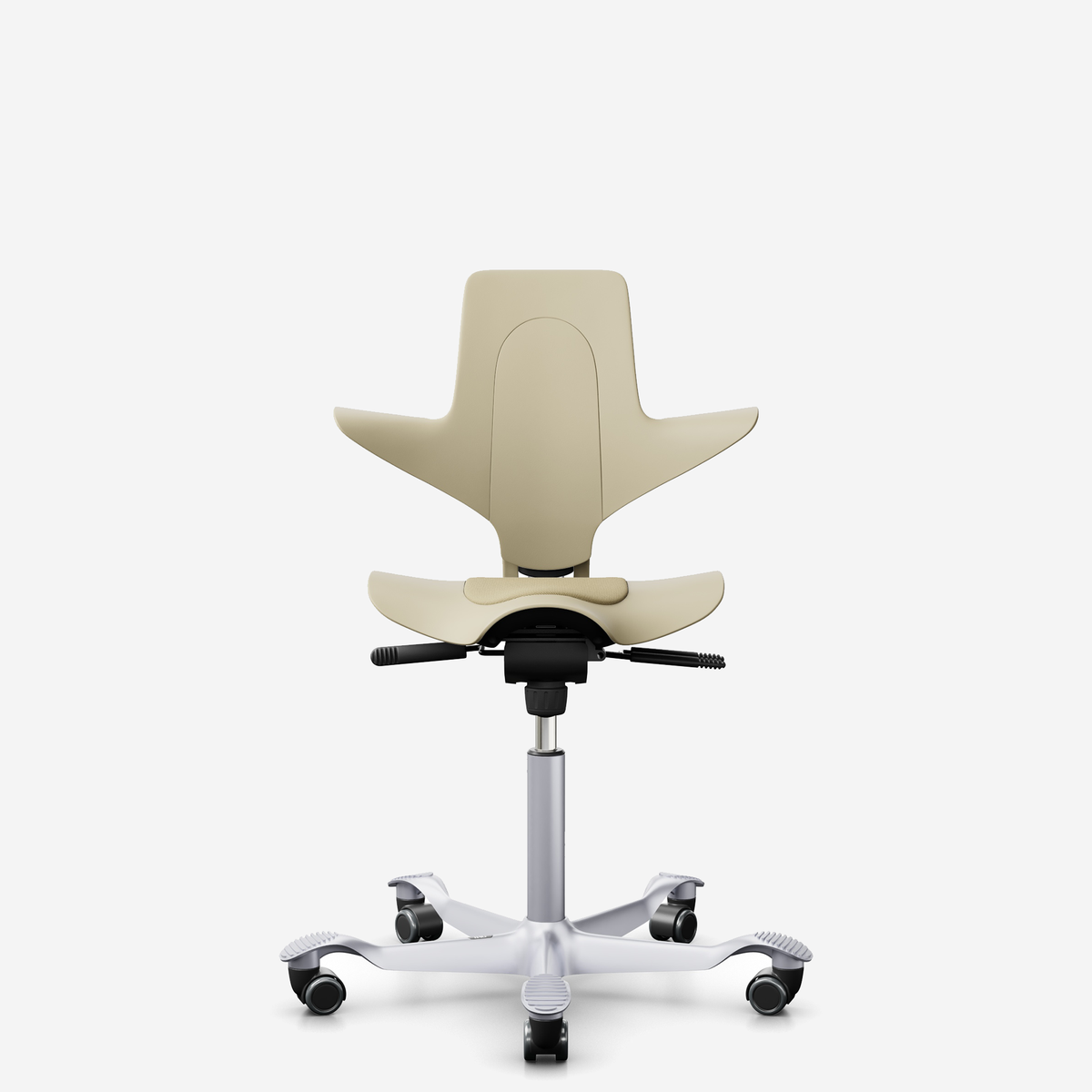 HÅG Capisco Puls 8010 ergonomic saddle office chair in Sand, silver base