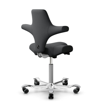 HÅG Capisco 8106 - SC60051 Charcoal / Silver / Polished Alu Footbase / 200 mm / Wheels for hard floors (Showroom Model)