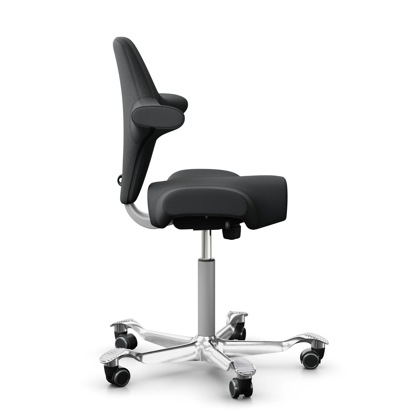 HÅG Capisco 8106 - SC60051 Charcoal / Silver / Polished Alu Footbase / 200 mm / Wheels for hard floors (Showroom Model)